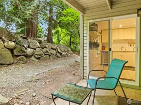 17518 151st Avenue SE 21, Renton WA 98058