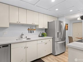 17518 151st Avenue SE 21, Renton WA 98058
