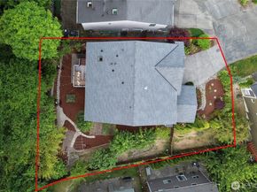 12218 NE 203rd Street, Bothell WA 98011