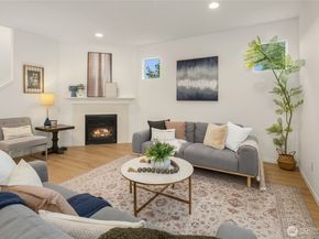 12218 NE 203rd Street, Bothell WA 98011
