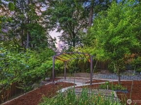 12218 NE 203rd Street, Bothell WA 98011