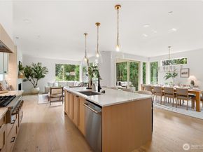 9909 NE 200th Street A, Bothell WA 98011