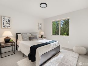 9909 NE 200th Street A, Bothell WA 98011