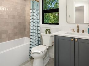 12414 NE 72nd Street, Kirkland WA 98033