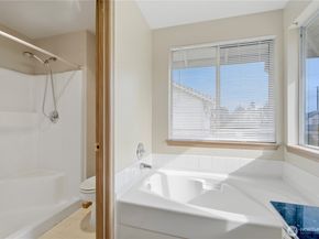 12402 107th Place NE, Kirkland WA 98034