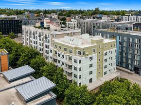 4722 12th Avenue NE 201, Seattle WA 98105