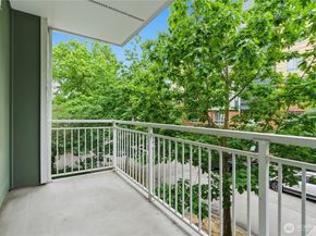 4722 12th Avenue NE 201, Seattle WA 98105