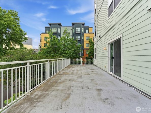 4722 12th Avenue NE 201, Seattle WA 98105