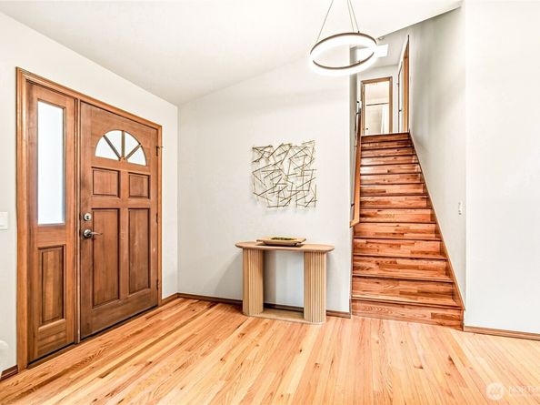 7116 NE 168TH St, Kenmore WA 98028