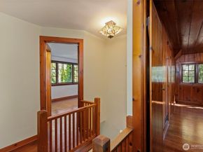 2022 Taft Avenue, Bremerton WA 98312