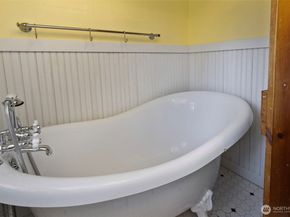 2022 Taft Avenue, Bremerton WA 98312