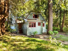 2022 Taft Avenue, Bremerton WA 98312