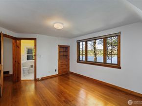 2022 Taft Avenue, Bremerton WA 98312