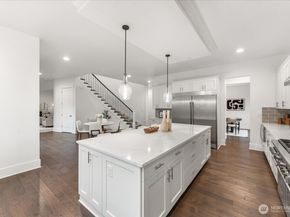 13707 NE 133rd Place, Kirkland WA 98034