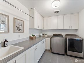 13707 NE 133rd Place, Kirkland WA 98034