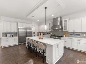 13707 NE 133rd Place, Kirkland WA 98034