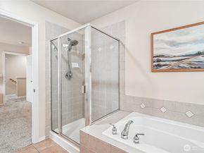 111 Nellis Road, Bothell WA 98012