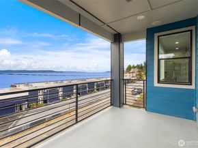 28132 8th Avenue S, Des Moines WA 98198