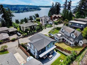 11855 89th Place NE, Kirkland WA 98034