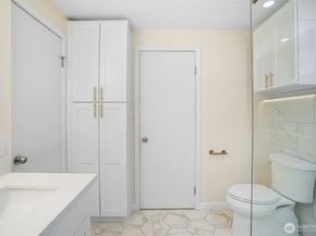 13147 113th Place NE, Kirkland WA 98034