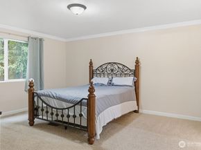 496 Pleasant Drive, Bremerton WA 98312