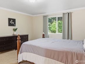 496 Pleasant Drive, Bremerton WA 98312
