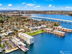 2040 43rd Avenue E 215, Seattle WA 98122