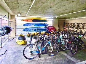 2040 43rd Avenue E 215, Seattle WA 98122