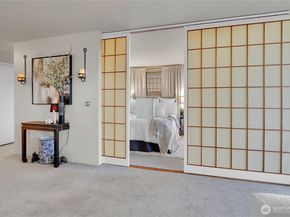 2040 43rd Avenue E 215, Seattle WA 98112