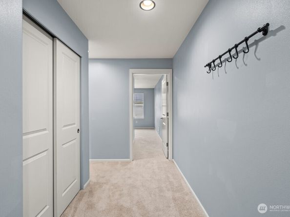 10549 Stone Ave N 303, Seattle WA 98133