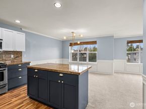 10549 Stone Ave N 303, Seattle WA 98133