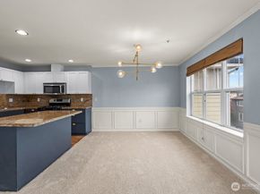 10549 Stone Ave N 303, Seattle WA 98133