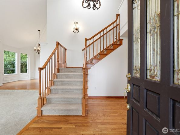 18605 SE 174th Way, Renton WA 98058