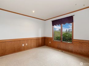 18605 SE 174th Way, Renton WA 98058
