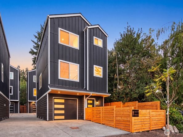 13321 3rd Avenue NE D, Seattle WA 98125