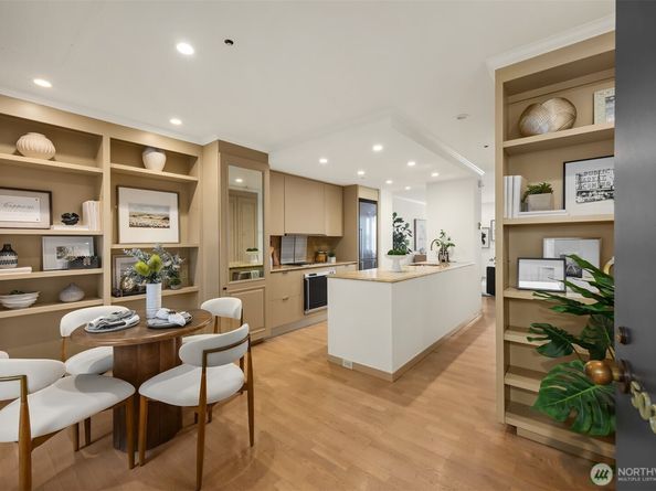 98 Union Street 503, Seattle WA 98101