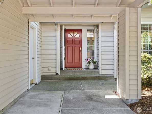6631 114th Avenue SE, Bellevue WA 98006