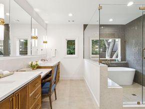 5425  Springmeadow Drive , Dallas Texas 75229