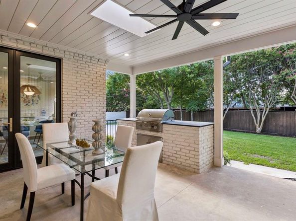 5425  Springmeadow Drive , Dallas Texas 75229