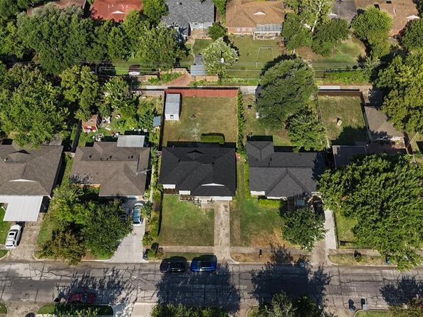 9209  Rustown Drive , Dallas Texas 75228