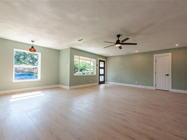 9209  Rustown Drive , Dallas Texas 75228