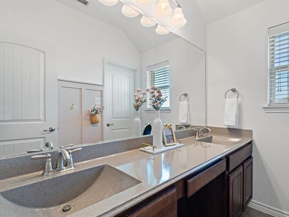 207  Pleasant Hill Lane , Fate Texas 75189