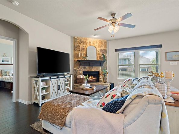 207  Pleasant Hill Lane , Fate Texas 75189
