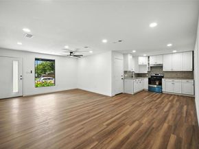 2729  Wallace Street , Fort Worth Texas 76105