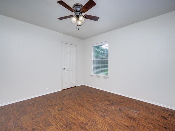 3901  Luck Hole Drive , Denton Texas 76210