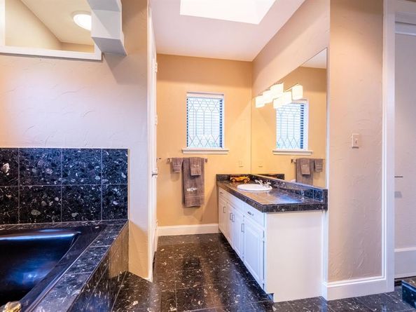 1450  Meandering Way , Rockwall Texas 75087