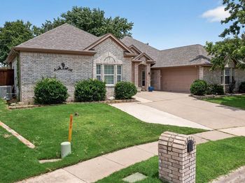 3709  Winding Way 