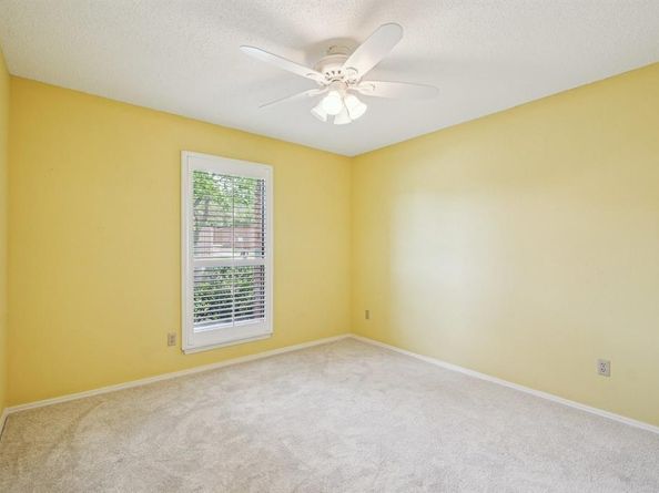 2608  Timberleaf Drive , Carrollton Texas 75006
