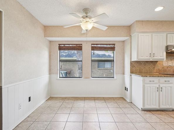 2608  Timberleaf Drive , Carrollton Texas 75006