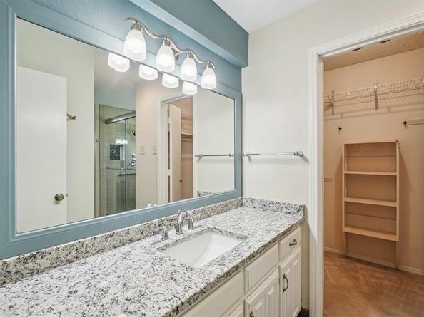 2608  Timberleaf Drive , Carrollton Texas 75006